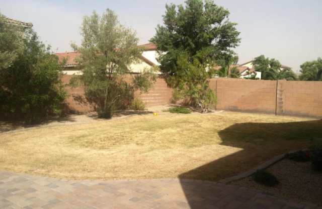846 E Riviera Place Gallery 2