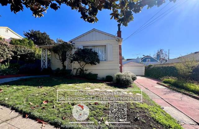 Spacious 2 bedroom Home w/ Backyard, Garage, and pet friendly! - 3758 Madrone Avenue, Oakland, CA 94619