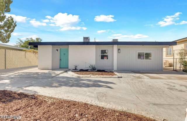 8827 Mt Elbert Drive unit: 2 photos photos