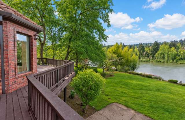 1645 Se Oak Shore Ln Gallery 1