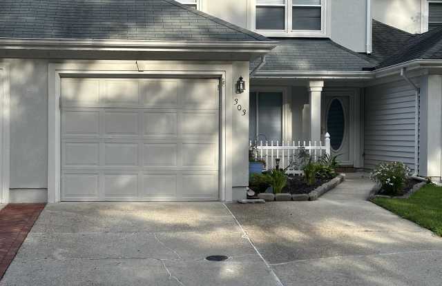 303 Esplanade Pl photos photos