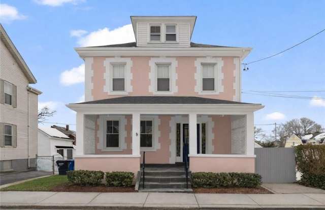 10 Braman Street unit: 2 photos photos