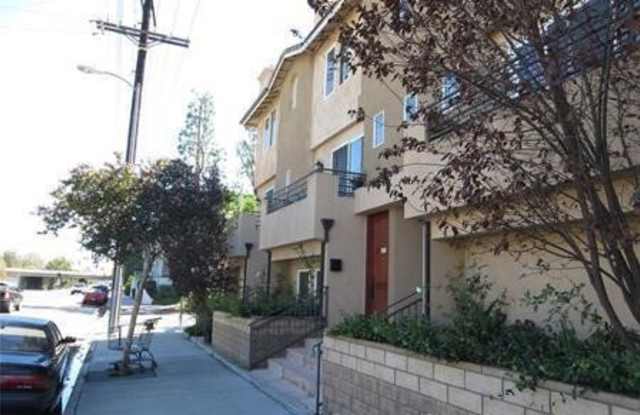 5555 Carpenter Avenue photos photos