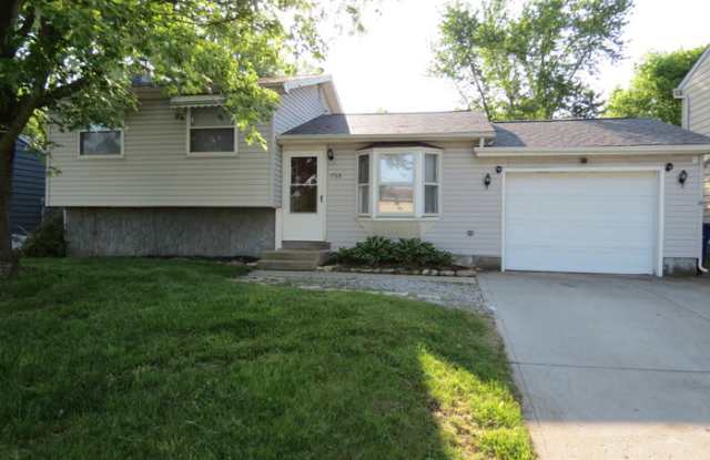1768 Hollow Run Drive photos photos