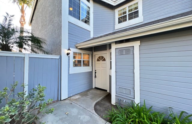 2530 BACK BAY LOOP #40 - 2530 Back Bay Loop, Costa Mesa, CA 92627