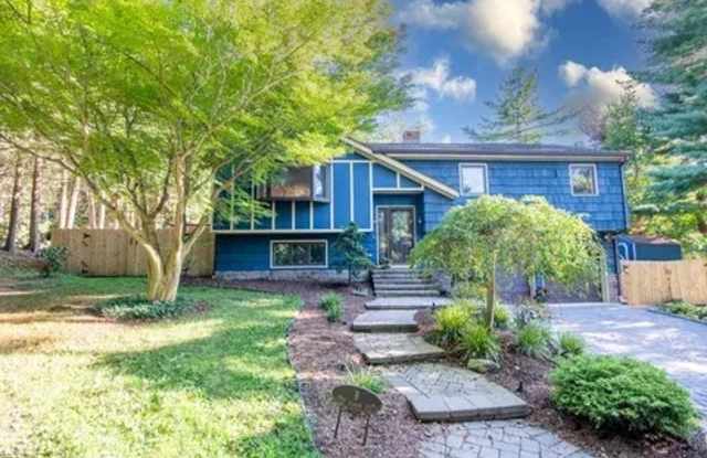 8 Snug Harbor Drive photos photos 8 Snug Harbor Drive photos photos