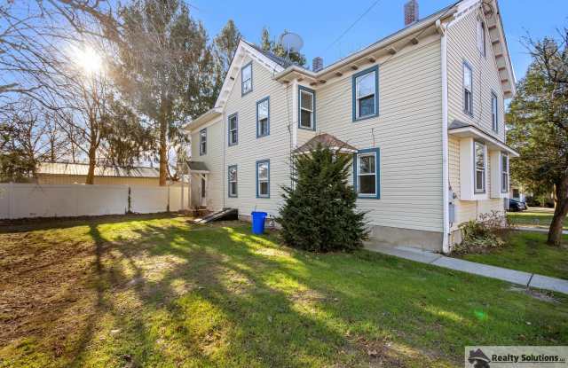 16 Center Street, Unit A photos photos
