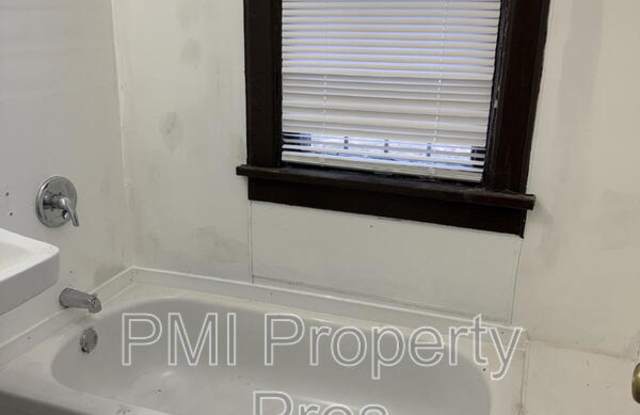3138 North 11th St photos photos