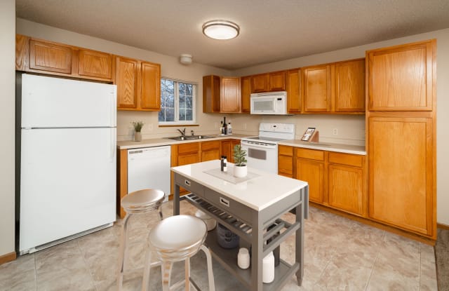 River Oak Heights Apartments photos photos