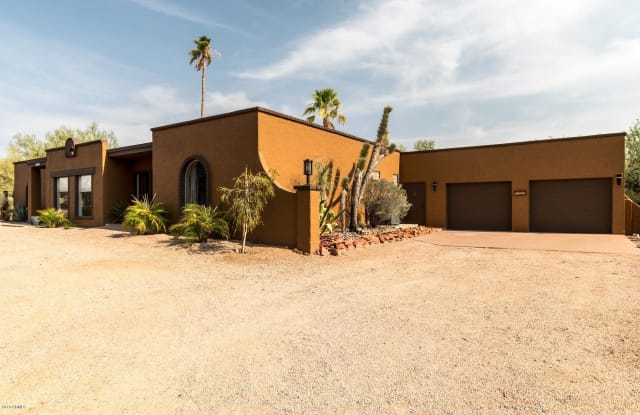 7737 E ROCKING CHAIR Road - 7737 East Rocking Chair Road, Carefree, AZ 85377