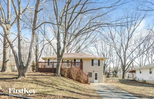 413 Holtz Avenue photos photos