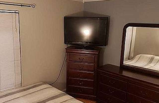 5103 Ravensdale Way Gallery 4
