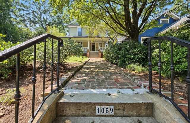 1059 Alta Avenue NE Gallery 3
