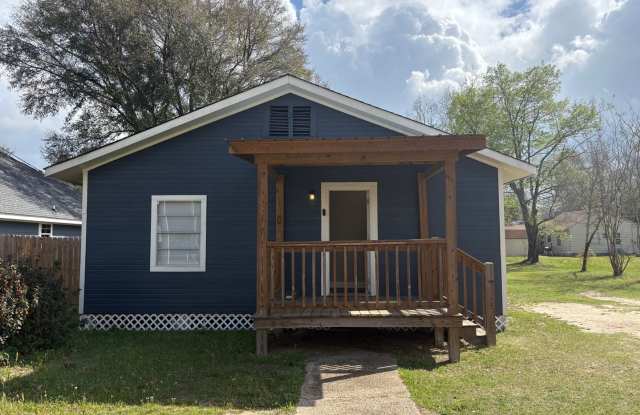 3 Bedroom 1 Bath House Available for Rent in Petal photos photos