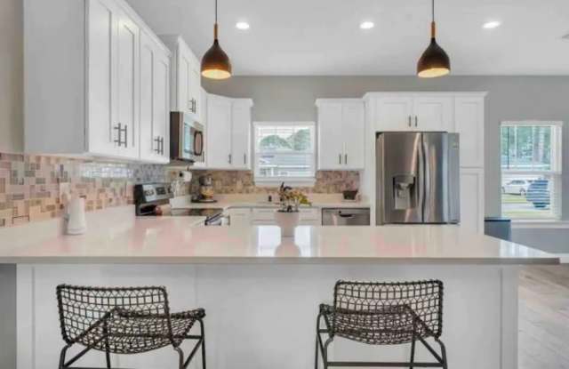 2198 Wind Trace Road North Gallery 3