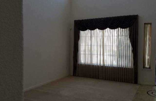 4035 Knollwood Court Gallery 3