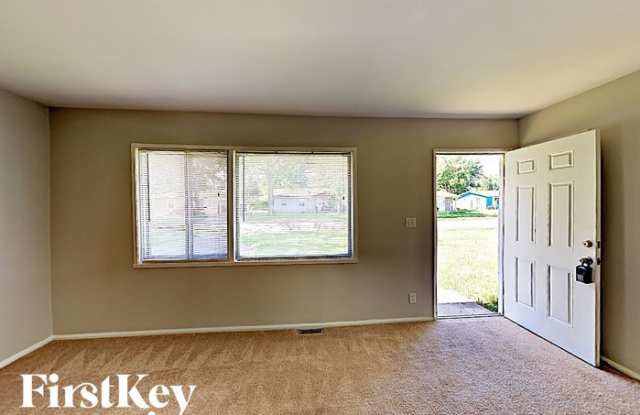 4014 Bertrand Road Gallery 2