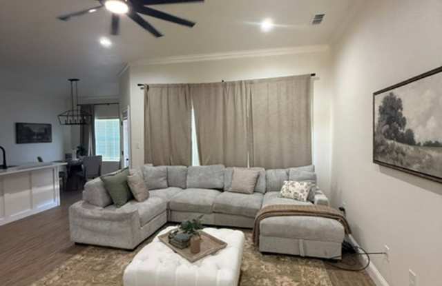 7619 Hudson Way Gallery 1