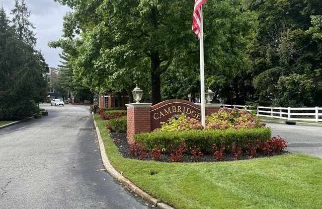 251 Cambridge Drive - 251 Cambridge Drive, Ramsey, NJ 07446