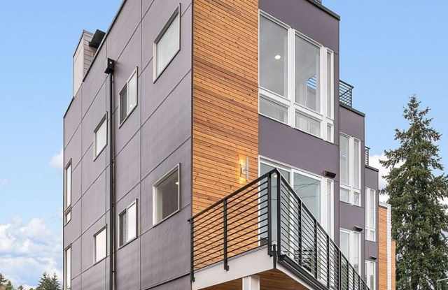 5108 24th Ave NE - 5108 24th Ave NE, Seattle, WA 98105