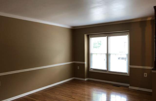 11718 COLLINGWOOD COURT Gallery 2