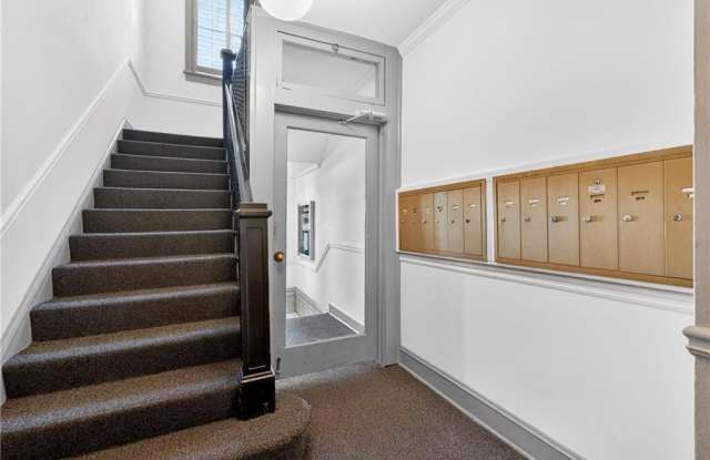 20 Collier Road NW Gallery 4