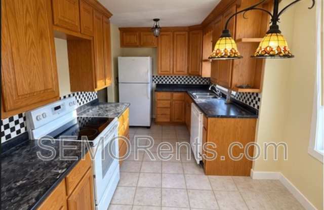 1736 Oakley Drive Gallery 3