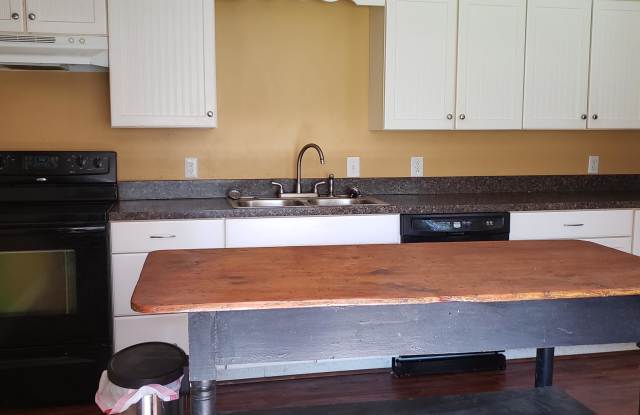 4192 Bentonville Road - 4192 Bentonville Rd, Warren County, VA 22610
