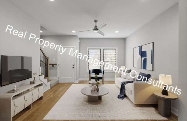 Downtown Kansas City Luxury Living 3 Bed 3.5 Bath home! Gallery 4