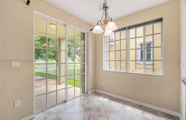 27621 SW 139th Pl Gallery 3