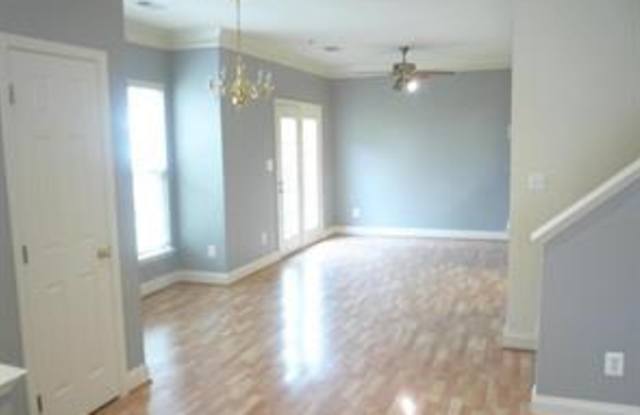 2741 MIDDLE NECK ROAD Gallery 2