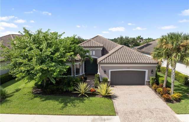 9235 Rialto Lane Gallery 3