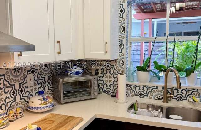 8133 SW 163rd Pl Gallery 4