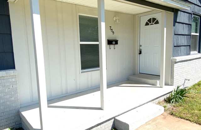 Charming 3 Bed In Midwest City! Gallery 4
