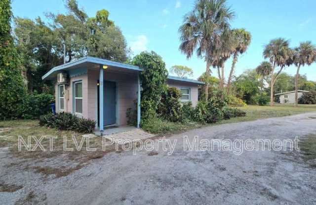 240 West Mariana Ave photos photos