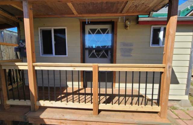 Small Home ADU in Myrtle Point photos photos