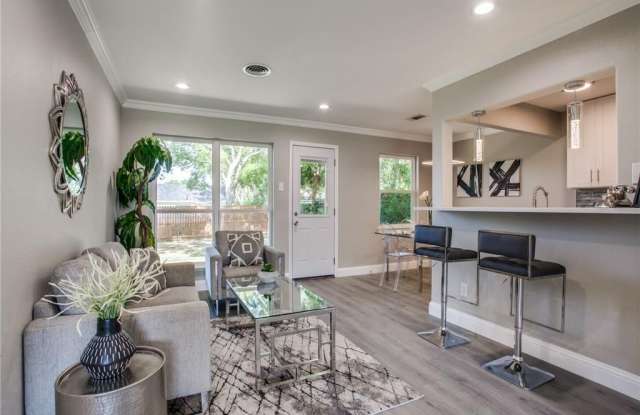115 Brookwood Drive Gallery 3