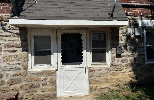 1041 FANSHAWE Street photos photos