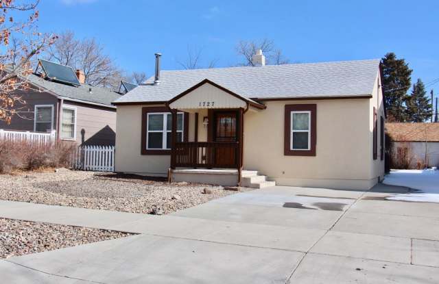 Charming Old North End Rancher Gallery 3