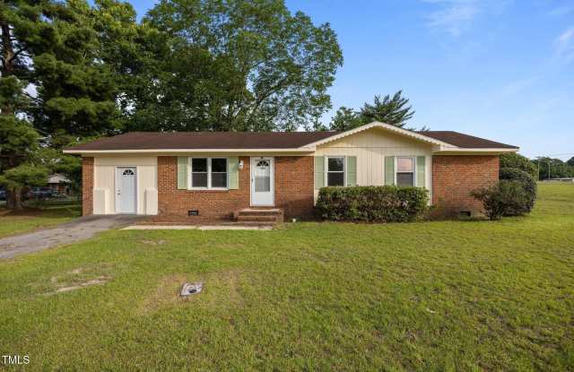 54 Rolling Springs Drive - 54 Rolling Springs Drive, Harnett County, NC 28390