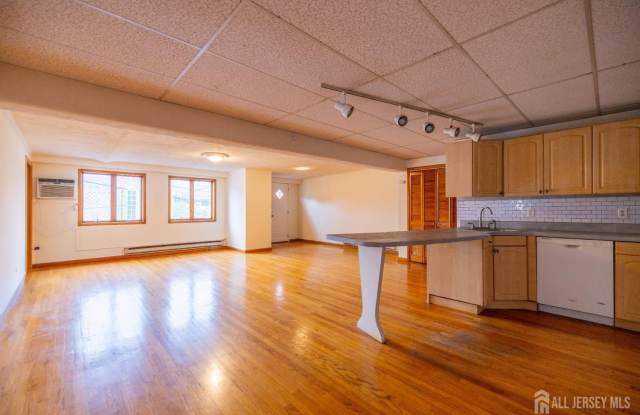 353 Springfield Avenue Gallery 4