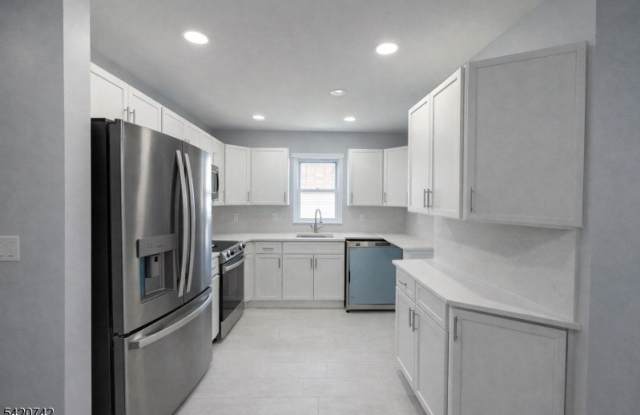 95 19th Ave photos photos