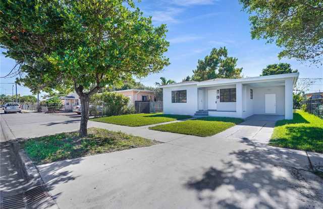 51 East 13th Street - 51 East 13th Street, Hialeah, FL 33010 51 East 13th Street - 51 East 13th Street, Hialeah, FL 33010