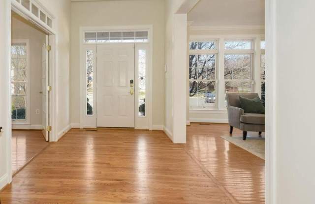2393 WATTERS GLEN COURT photos photos
