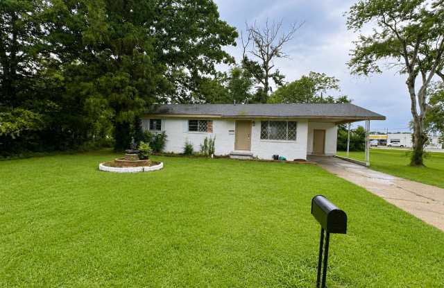 Charming 3-Bedroom Home in the Heart of Pearl! photos photos