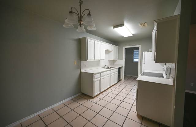 Duplex 3 bed 2 bath , Decatur TX Gallery 4