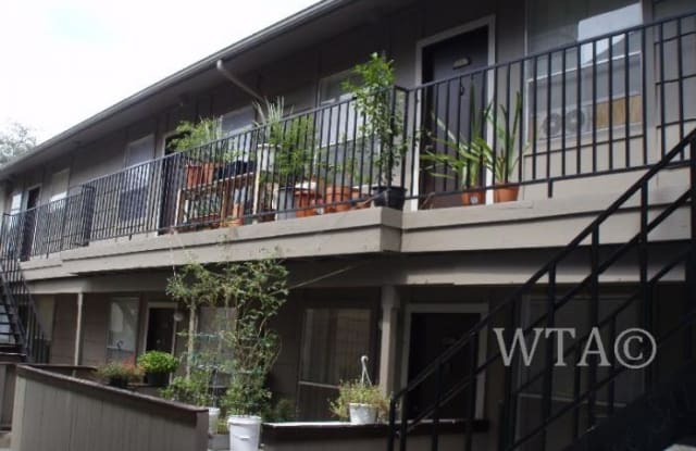 935 W. SILVERSANDS - 935 West Silversands Drive, San Antonio, TX 78216