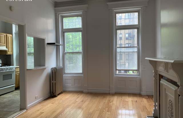 187 Vernon Avenue Gallery 2