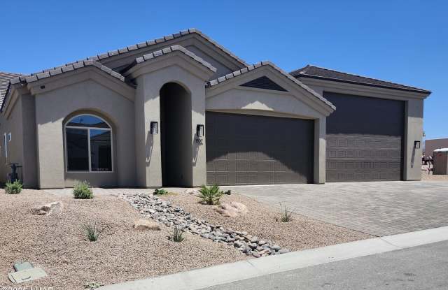 1807 E Persimmon Ave photos photos
