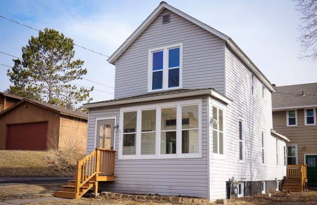 614 N 13th Ave E - 614 North 13th Avenue East, Duluth, MN 55805